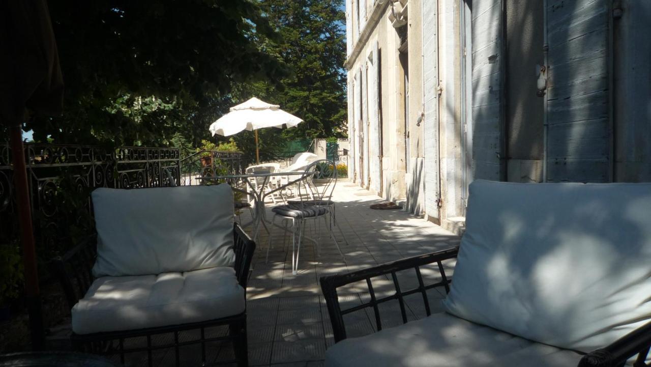 B&B En Provence- Villa Saint Marc フォルカルキエ エクステリア 写真
